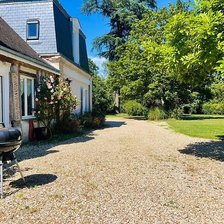 Chateau du cas rouge Neuville-aux-Bois Extérieur photo