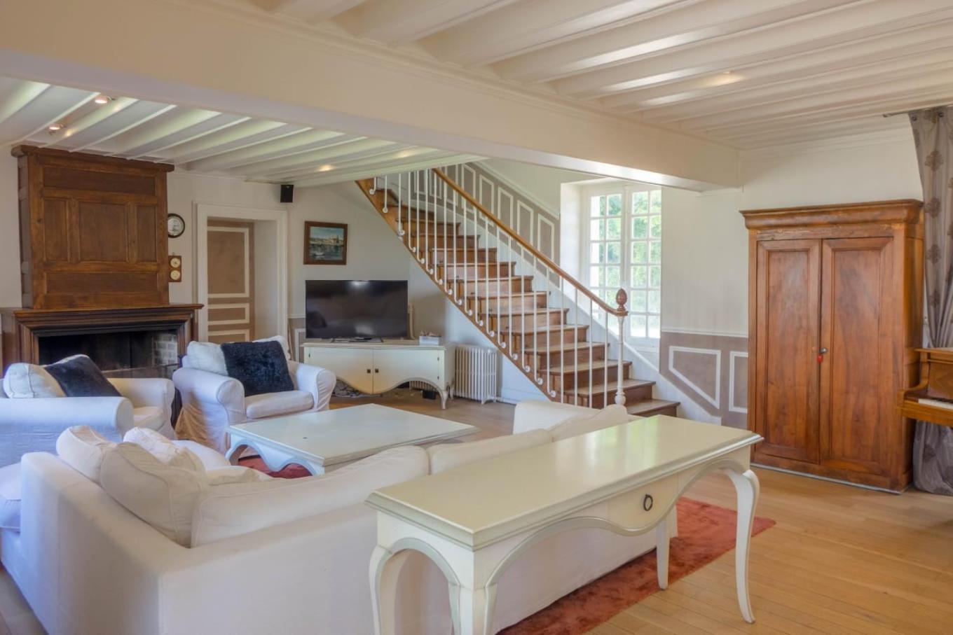 Chateau du cas rouge Neuville-aux-Bois Extérieur photo